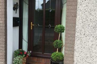 تختخواب و صبحانه Rondo, Ballymena, Nr Ireland