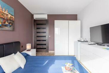 پانسیون Belvedere Airport Suites