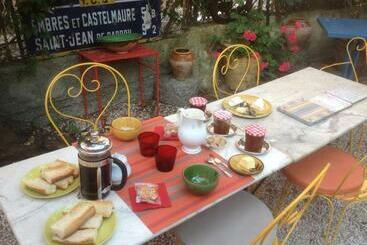 ベッドアンドブレックファースト Sous L Abricotier