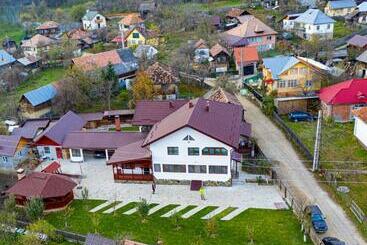 پانسیون Casa Toader