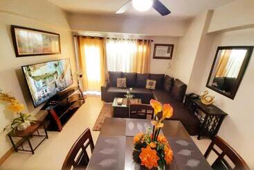 מלון דירות Manhattan Plaza Tower 1