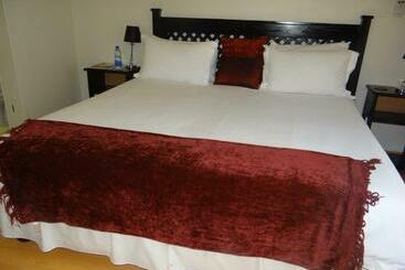 پانسیون Lilliz Guest House