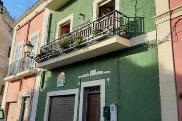 پانسیون La Pita Guesthouse