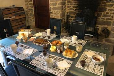 مبيت وإفطار Le Haut Pont De La Baie