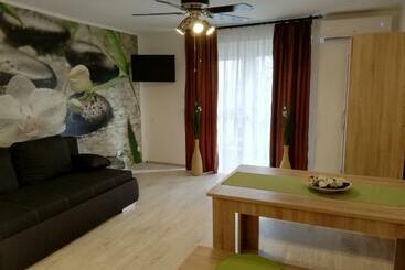 Orchidea Apartman
