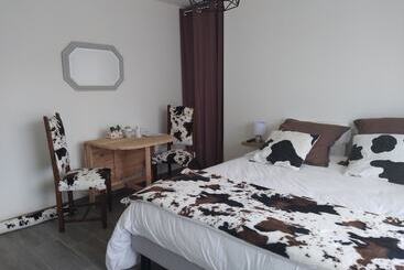 צימר La Bergerie Du Mesnil