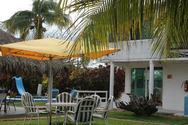 هتل Villas Del Rey