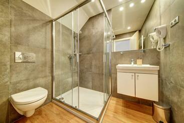تختخواب و صبحانه Fekete Sas Motel
