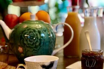 تختخواب و صبحانه Atelier Des Vidaux