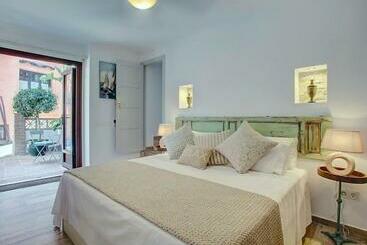 پانسیون Casa Ella