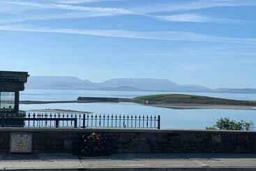 פנסיון Mary S Of Mulranny