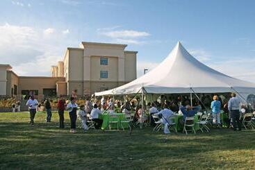 מלון דירות Hampton Inn & Suites Buffalo