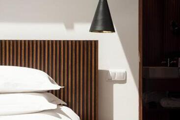 호텔 L'and Vineyards