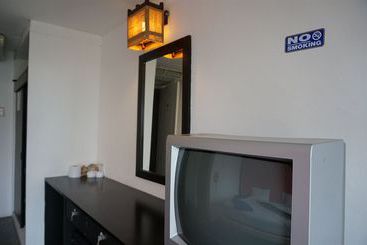 هتل Sand Inn
