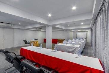 호텔 The Lantern Resorts Patong   Sha Extra Plus