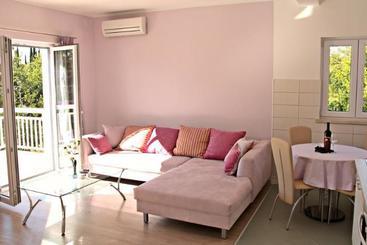 Peric Apartments