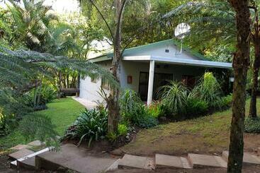 פנסיון African Dwarf Kingfisher Guesthouse