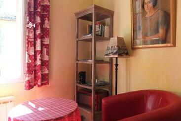 住宿加早餐  Arles Bienvenue