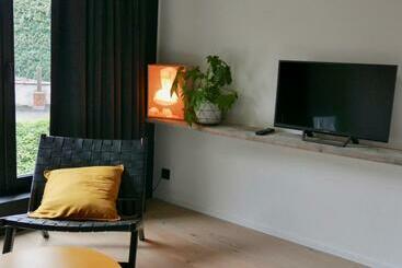 تختخواب و صبحانه Margaretha S Room