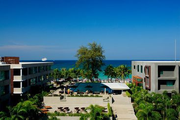 هتل Blay Tong Beach Resort