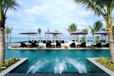 هتل Beyond Khaolak