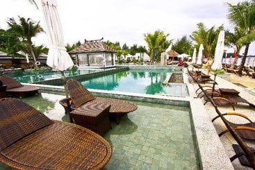 هتل Beyond Khaolak