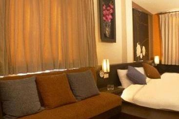 هتل Diamond House