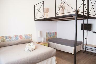 تختخواب و صبحانه Accogliente Casa Livorno