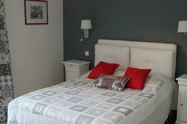 مبيت وإفطار Superbe Chambre De Charme Avec Accès Privatif