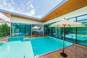 هتل Good Night Pool Villa Phuket   Sha Plus