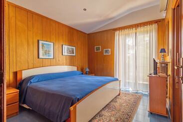 پانسیون Paradiso In Campagna B&b
