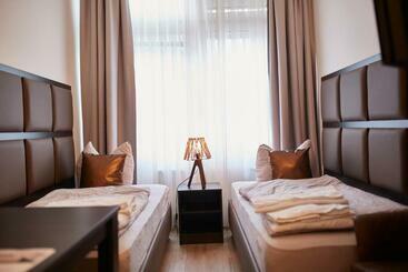 پانسیون Harbour Apartments