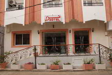 هتل Hôtel El Faracha