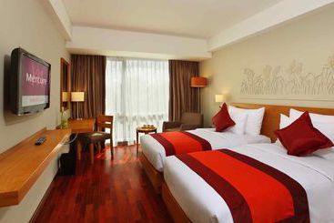 هتل Mercure Bali Harvestland Kuta