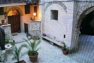 Le Prigioni Del Palazzo B&b