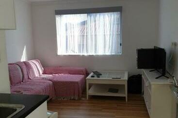 پانسیون Dianella Budget Rooms Happy Place To Stay