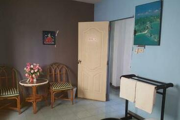 پانسیون Mr. Clean Guesthouse