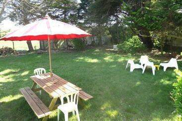 پانسیون Appartement Roc H Avel   Front De Mer, Vue Sur Mer Et Jardin Ensoleillé Sans Vis à Vis