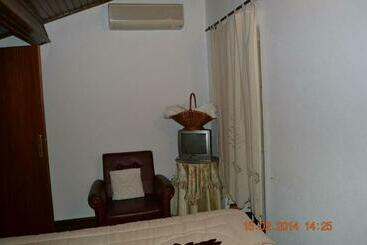 تختخواب و صبحانه Casa Da Maria