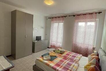 پانسیون Ferienwohnungen Sponchie