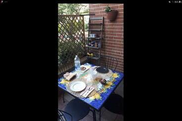 تختخواب و صبحانه A Casa Di Paola