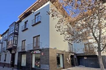 هتل Casual Ilbira Granada
