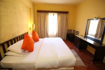 בית מלון כפרי Tamra Beach Resort