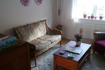 تختخواب و صبحانه Bed En Broodje Bloem