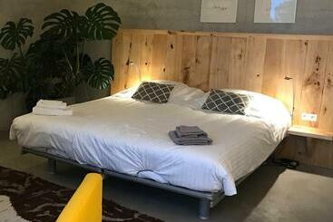 تختخواب و صبحانه Mooij Bed En Breakfast
