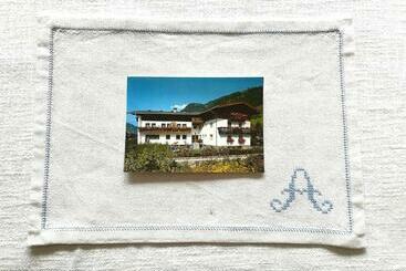 پانسیون Gästehaus Anna