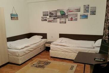 هاستل Guest Rooms Old Captain