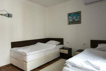 هاستل Guest Rooms Old Captain