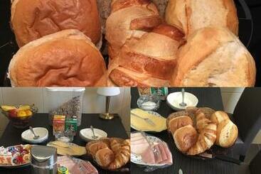 تختخواب و صبحانه Bed&breakfast De Hooimoat