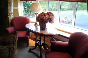 مبيت وإفطار Drumhierney Lodge